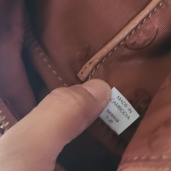 NWT Tory burch Thea mini classic tan colored  backpack pebbled leather - Picture 5 of 7